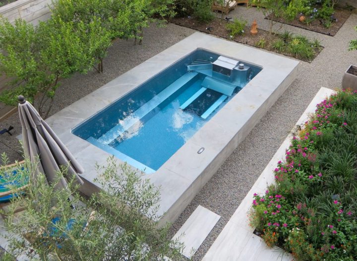 Piscină customizabilă Endless Pools Performance cu sistem de înot contracurent