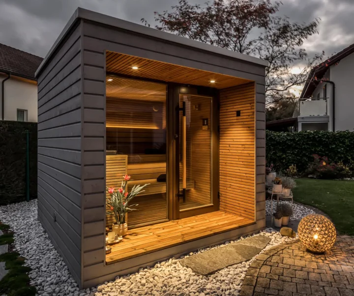 Arti sauna finlandeza de exterior poza